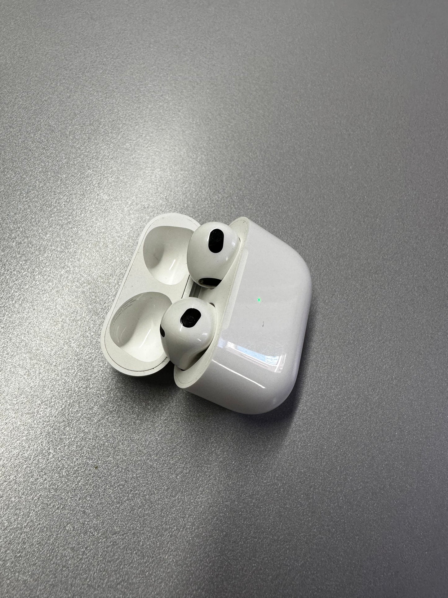 AirPods 3