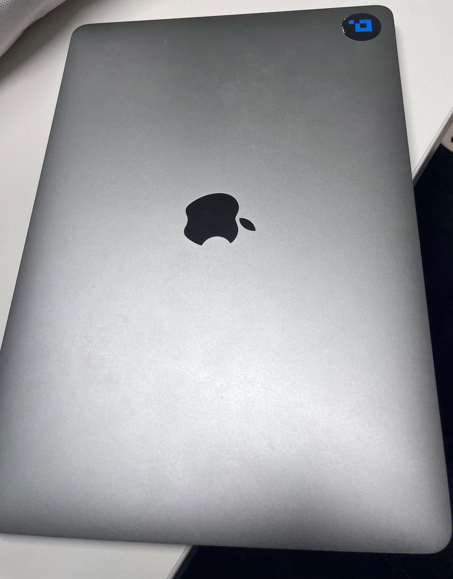 MacBook Pro 13Inch 2020 i5 16GB 512GB Ssd