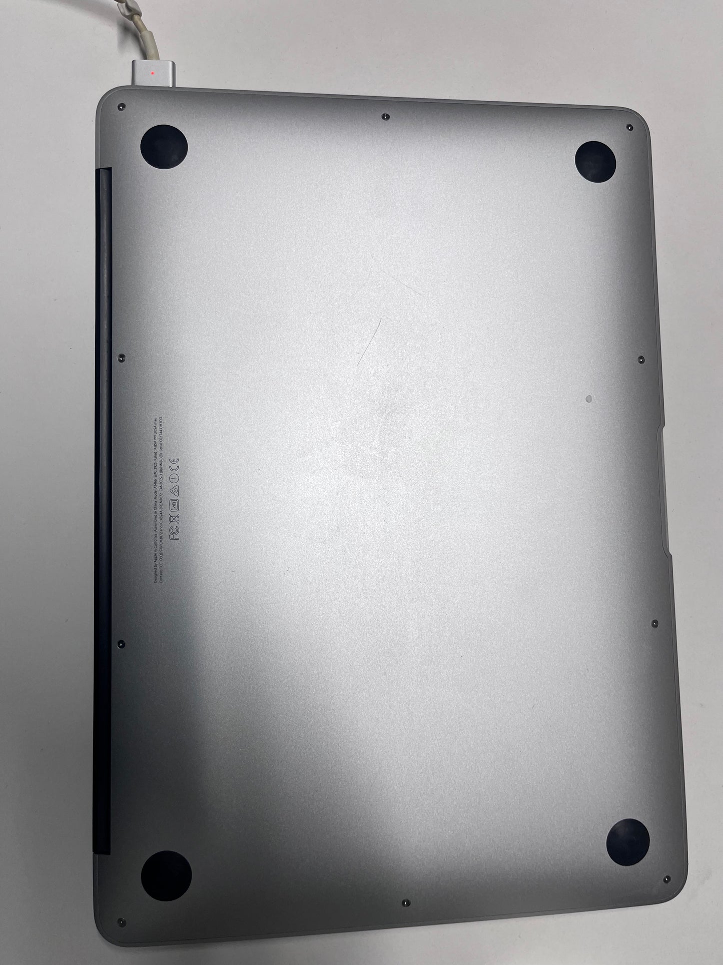 MacBook Air 13Inch 2015 i5 8GB 250GB Ssd