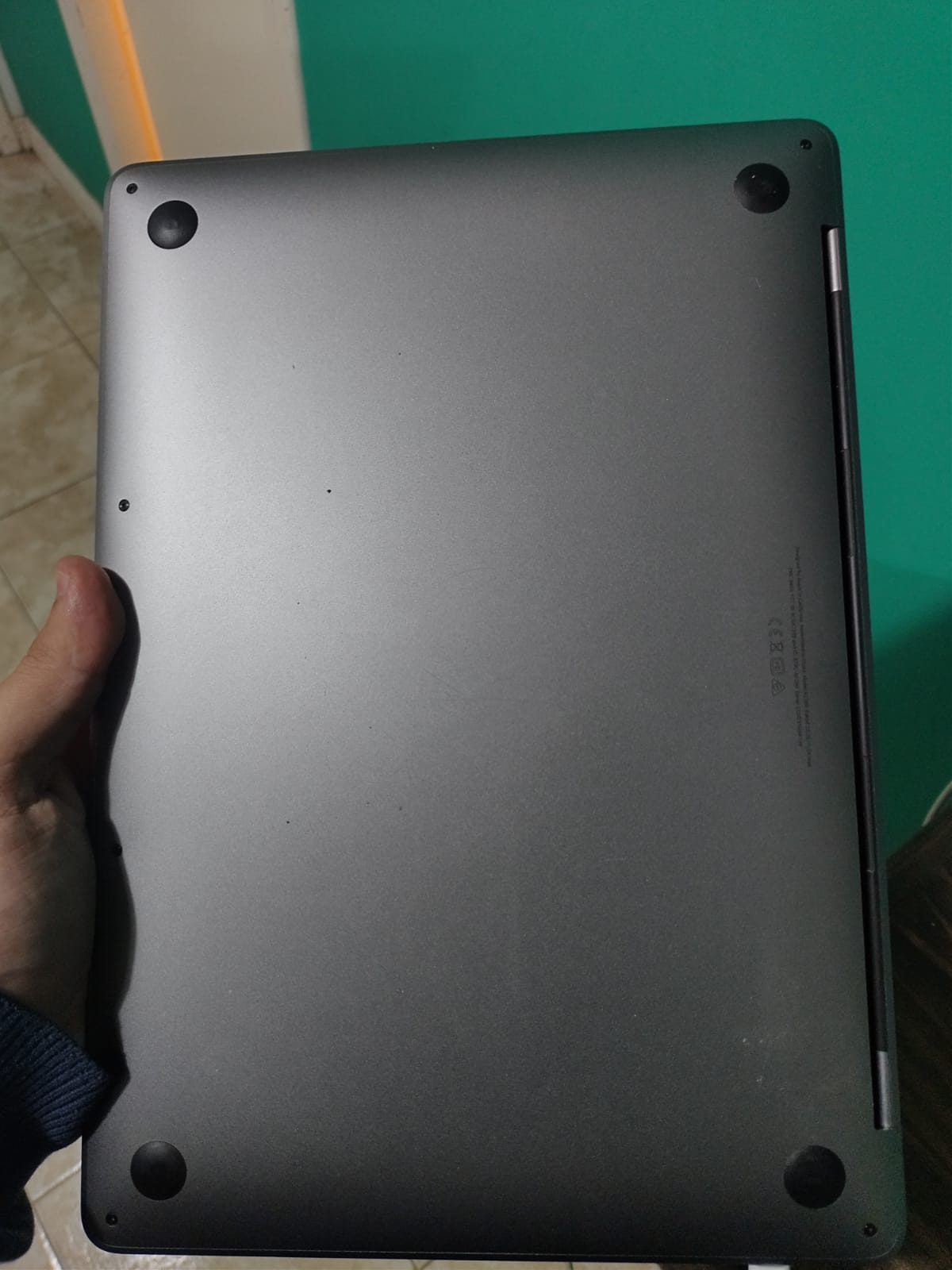 MacBook Pro 13Inch 2020 i5 16GB 250GB Ssd